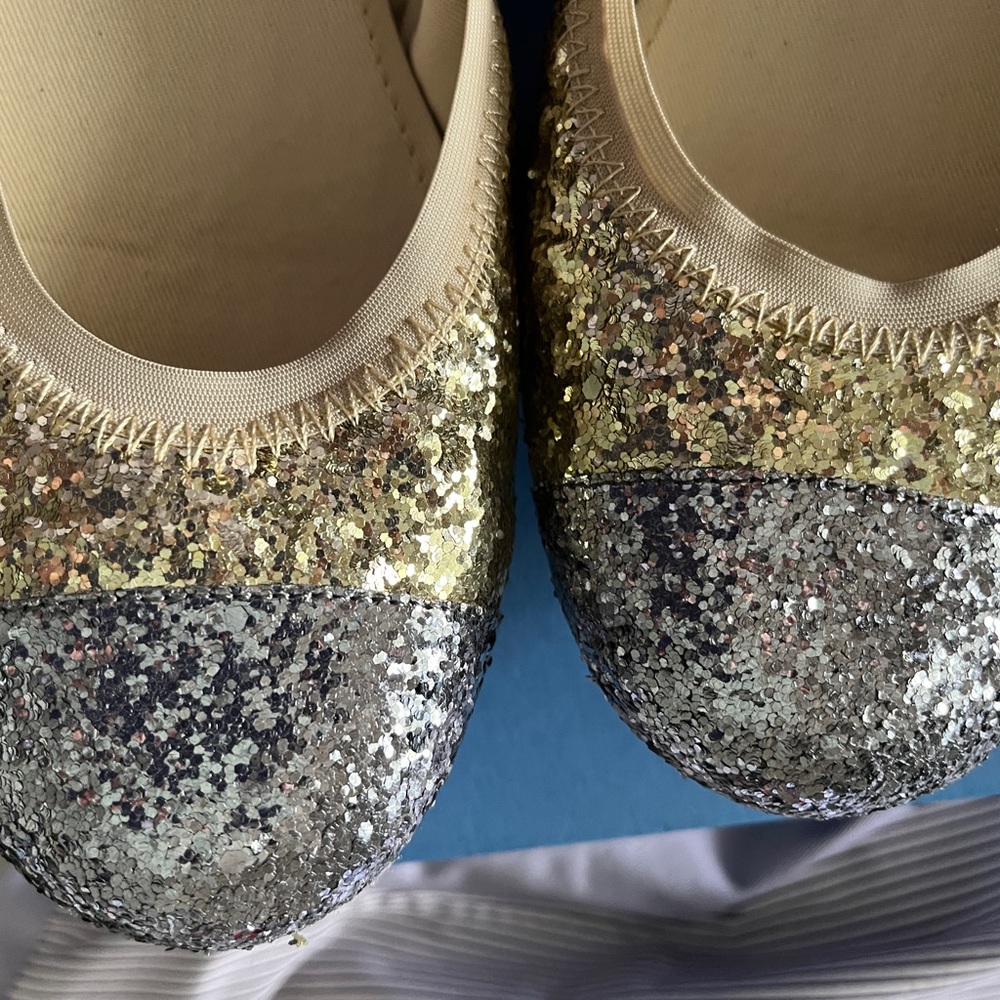 Vera Wang Glitter Glam Metallic Silver & Gold Simply Vera Ballet Flats 8.5